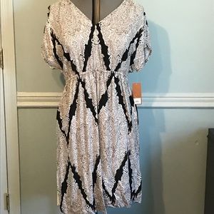 New Dress w/tags size Large